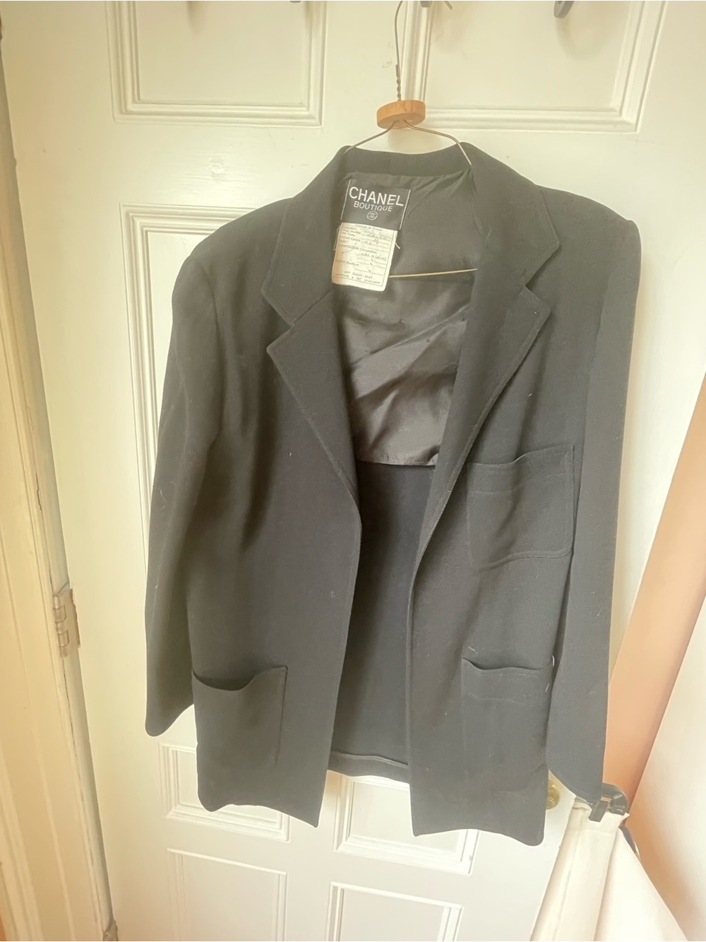 CHANEL Black Single-Breasted Wool Blazer